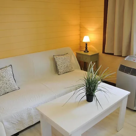 Oliwood Apartahotel 2*