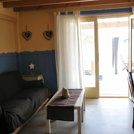 Oliwood Apartahotel 2*