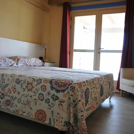 Oliwood Apartahotel