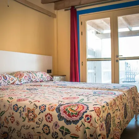 Oliwood Apartahotel 2*