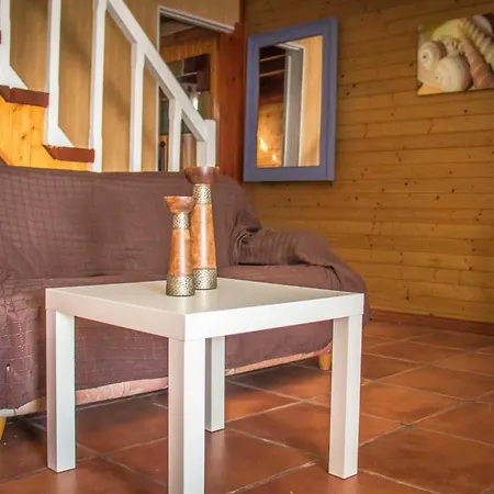 Oliwood Aparthotel